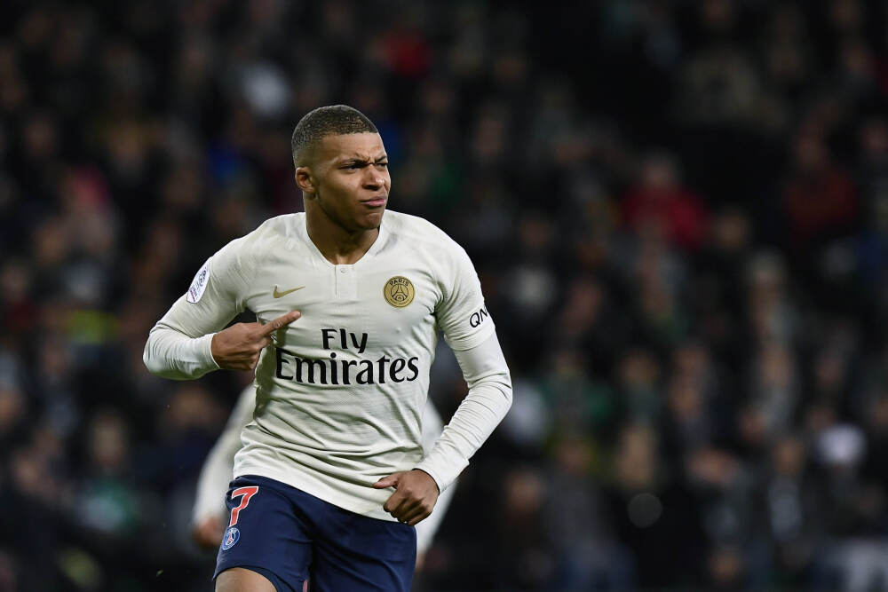 自动驾驶传感器实现360度感知算力达两千T